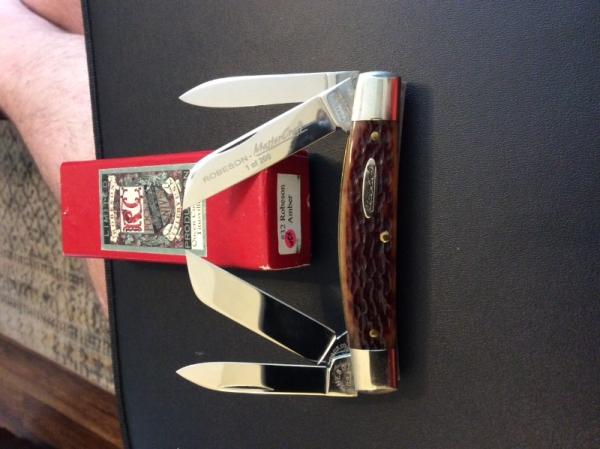 NEW ROBESON MASTER CRAFT 1 OF 200 MADE AMBER BONE CONGRESS WITH NICKEL SILVER BOLSTERS AND 4 BLADES NEW ROBESON MASTER CRAFT 1 OF 200 MADE AMBER BONE CONGRESS WITH NICKEL SILVER BOLSTERS AND 4 BLADES