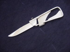 INCREDIBLY RARE ROBERT ENDERS(deceased), Cement City, MI Button Release/Locking SideLock Folder Knif