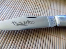 Never Used Remington Collector’s Edition Bullet Knife With Original Box R1306