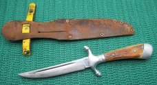 Puma Sheath Knife Made Sometime Before 1968. .................................................(4944) Puma Sheath Knife Made Sometime Before 1968. .................................................(4944)