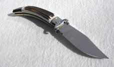 NEW A.G.A. CAMPOLIN GENUINE STAG LEVER LOCK SHELL PULLER NICKEL SILVER BOLSTERS ONLY 300 MADE NEW A.G.A. CAMPOLIN GENUINE STAG LEVER LOCK SHELL PULLER NICKEL SILVER BOLSTERS ONLY 300 MADE