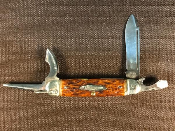 Buster Brown Shoe Company (Utica) Scout/Utility Knife circa 1930
