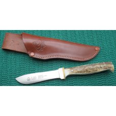 Puma Stag Handled Hunters Pal Unused in the box. 57102. ......................................(4942) Puma Stag Handled Hunters Pal Unused in the box. 57102. ......................................(4942)