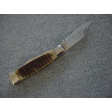 Vintage Queen(Crown) U.S.A., 1983, Etched, Pick-Bone Handle Gunstock Pattern Pocket Knife Vintage Queen(Crown) U.S.A., 1983, Etched, Pick-Bone Handle Gunstock Pattern Pocket Knife