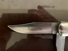 Remington UMC USA R3 Delrin Big Game Dual Lockback Knife 