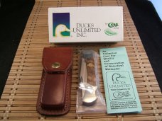 CASE XX DU1139LSS LTD. EDT. DUCKS UNLIMITED LOCKBACK KNIFE VINT. MINT NIB W/ LEATHER SHEATH & PAPERS CASE XX DU1139LSS LTD. EDT. DUCKS UNLIMITED LOCKBACK KNIFE VINT. MINT NIB W/ LEATHER SHEATH & PAPERS