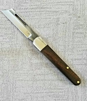 K'roo Custom Sheepsfoot Sleeveboard.3.75" N690..brut de force  look...Zebrawood Scales..Scagel cut