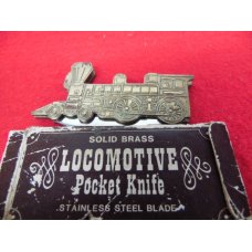 SOLID BRASS LOCOMOTIVE POCKET KNIFE STAINLESS BLADE IN VERY OLD BOX UNUSED SOLID BRASS LOCOMOTIVE POCKET KNIFE STAINLESS BLADE IN VERY OLD BOX UNUSED