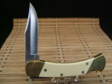 SCHRADE U.S.A. 507SC SCRIMSHAW DUEL FIGHTING RAMS VINTAGE NEW IN BOX LOCKBACK KNIFE, SHEATH & PAPERS SCHRADE U.S.A. 507SC SCRIMSHAW DUEL FIGHTING RAMS VINTAGE NEW IN BOX LOCKBACK KNIFE, SHEATH & PAPERS
