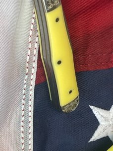 1989 Case xx Small Coke Bottle -Yellow Derlin Handles -Fancy Bolsters -Gold Mint Set -Mdl# 3225 1/2 1989 Case xx Small Coke Bottle -Yellow Derlin Handles -Fancy Bolsters -Gold Mint Set -Mdl# 3225 1/2