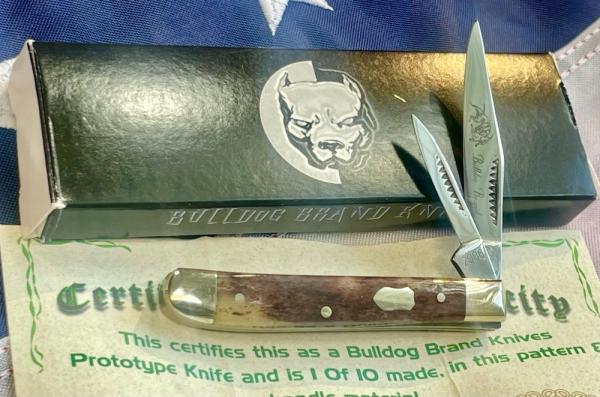 2006 Bulldog Brand HAND MADE Peanut PROTOTYPE! with FANTASTIC Burgundy Giraffe Bone Handles -1 of 10 2006 Bulldog Brand HAND MADE Peanut PROTOTYPE! with FANTASTIC Burgundy Giraffe Bone Handles -1 of 10