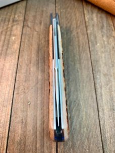 Case Tony Bose Collaboration Wilfred Lockback Hunter Brown Jigged Bone Case Tony Bose Collaboration Wilfred Lockback Hunter Brown Jigged Bone