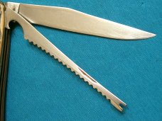 VINTAGE SCHRADE WALDEN NY USA FISH SHIELD TRAPPER FOLDING POCKET TOOTHPICK TICKLER KNIFE KNIVES OLD VINTAGE SCHRADE WALDEN NY USA FISH SHIELD TRAPPER FOLDING POCKET TOOTHPICK TICKLER KNIFE KNIVES OLD
