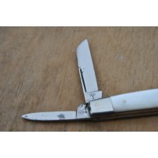 H. Boker & Co's Cutlery Germany 1891-1944 Pearl Congress 4 Blade Mint With Tarnish Mirror Polish H. Boker & Co's Cutlery Germany 1891-1944 Pearl Congress 4 Blade Mint With Tarnish Mirror Polish
