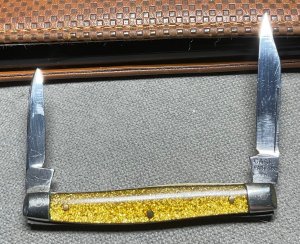 Vintage CASE BRADFORD PA Model No. GS233 Serpentine Pen Pocket Knife Goldstone c.1914-19