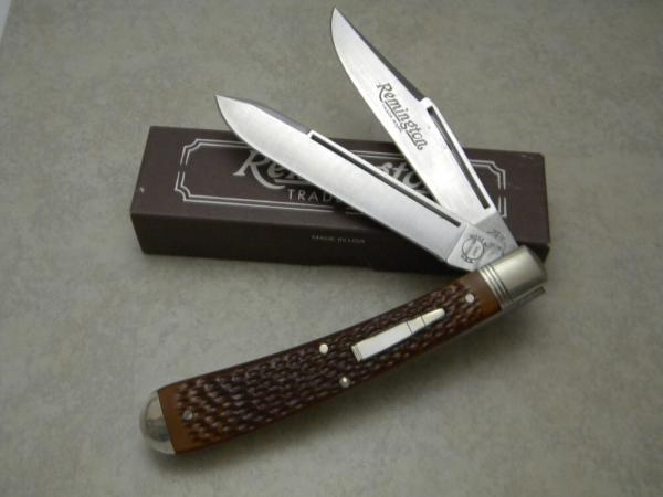Remington UMC USA 1998 Delrin R293 Bullet Hunter-Trader-Trapper Knife in Box Remington UMC USA 1998 Delrin R293 Bullet Hunter-Trader-Trapper Knife in Box