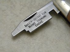 Remington Delrin R7 Turkey Hunter Knife in Box Remington Delrin R7 Turkey Hunter Knife in Box