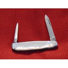 VINTAGE HIBBARD , SPENCER , BARTLETT , CHICAGO ILL. OVB GENTS KNIFE GENUINE PEARL VINTAGE HIBBARD , SPENCER , BARTLETT , CHICAGO ILL. OVB GENTS KNIFE GENUINE PEARL