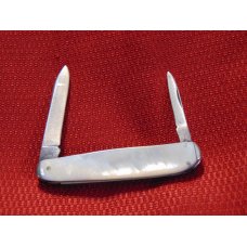 VINTAGE HIBBARD , SPENCER , BARTLETT , CHICAGO ILL. OVB GENTS KNIFE GENUINE PEARL VINTAGE HIBBARD , SPENCER , BARTLETT , CHICAGO ILL. OVB GENTS KNIFE GENUINE PEARL