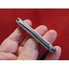 VINTAGE HIBBARD , SPENCER , BARTLETT , CHICAGO ILL. OVB GENTS KNIFE GENUINE PEARL VINTAGE HIBBARD , SPENCER , BARTLETT , CHICAGO ILL. OVB GENTS KNIFE GENUINE PEARL