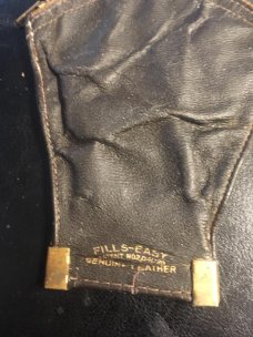 BEAVER FALLS KNIFE-LEATHER TOBACCO POUCH-2 ARROWHEADS