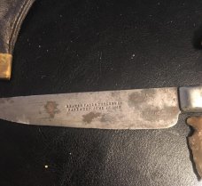BEAVER FALLS KNIFE-LEATHER TOBACCO POUCH-2 ARROWHEADS