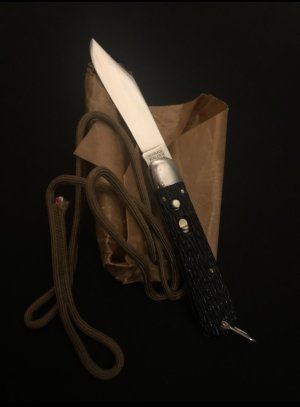 NOS Wrapped in Arsenal Paper Schrade Walden with Parachute Cord