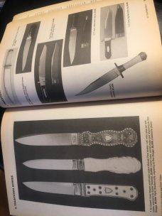 LEVINES QUIDE ON COLLECTIBLE KNIVES