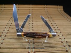 CAMILLUS NEW YORK U.S.A. NO.70 SWORD BRAND 1980'S STAGLON CARBON STEEL BLADES STOCKMAN POCKET KNIFE CAMILLUS NEW YORK U.S.A. NO.70 SWORD BRAND 1980'S STAGLON CARBON STEEL BLADES STOCKMAN POCKET KNIFE