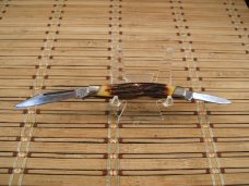 CAMILLUS NEW YORK U.S.A. NO.70 SWORD BRAND 1980'S STAGLON CARBON STEEL BLADES STOCKMAN POCKET KNIFE CAMILLUS NEW YORK U.S.A. NO.70 SWORD BRAND 1980'S STAGLON CARBON STEEL BLADES STOCKMAN POCKET KNIFE