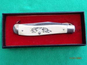 Schrade Scrimshaw SC-503 Trout knife