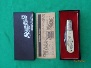 Schrade Scrimshaw SC-506 Barlow Racoon