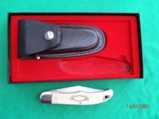 Schrade Scrimshaw SC-508 Folding Hunter with Sheath Schrade Scrimshaw SC-508 Folding Hunter with Sheath