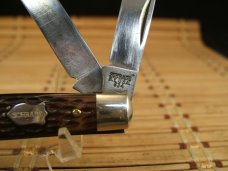 SCHRADE N.Y. 834 U.S.A. MADE NICE CONDITION USED 1962 VINTAGE TRIPLE BLADE CARBON STEEL POCKET KNIFE