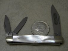 Kissing Crane Robt Klaas Solingen Germany 2737 Pearl Whittler Knife 1976 Kissing Crane Robt Klaas Solingen Germany 2737 Pearl Whittler Knife 1976