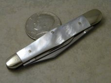 Kissing Crane Robt Klaas Solingen Germany 2737 Pearl Whittler Knife 1976 Kissing Crane Robt Klaas Solingen Germany 2737 Pearl Whittler Knife 1976