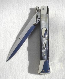 A.G.A. CAMPOLIN 33CM/13" BRAZILIAN HORN OVAL SWINGUARD, NICKEL SILVER BOLSTERS, CERTIFICATE & POUCH