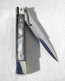 A.G.A. CAMPOLIN 33CM/13" BRAZILIAN HORN OVAL SWINGUARD, NICKEL SILVER BOLSTERS, CERTIFICATE & POUCH