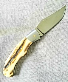 Steve Vanderkolff Crackle Mammoth Ivory Talon slipjoint..4.5" closed..CPM-154.New..hes in Blade. Steve Vanderkolff Crackle Mammoth Ivory Talon slipjoint..4.5" closed..CPM-154.New..hes in Blade.
