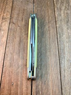 Camillus Yellow Jaket Whittler Yellow Delrin Handles. WK Camillus Yellow Jaket Whittler Yellow Delrin Handles. WK