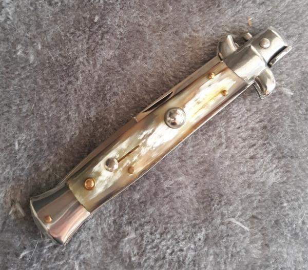 Vintage 1980's 9" Stiletto Italy Horn Mint NOS!