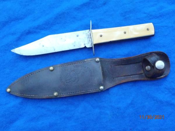 West-Cut Boulder Colo. with Western States sheath West-Cut Boulder Colo. with Western States sheath