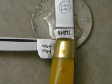 Robt Klaas Kissing Crane Solingen Germany Yellow 1446 Congress Knife c.1981