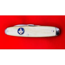 Vintage CATTARAUGUS STAINLESS Model No. 2343 Equal End Oval Pen Pocket Knife c1886-1963 French Pearl Vintage CATTARAUGUS STAINLESS Model No. 2343 Equal End Oval Pen Pocket Knife c1886-1963 French Pearl