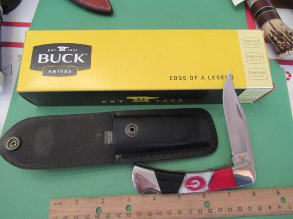 Buck Custom Georgia Bulldog Model 110