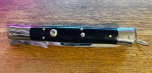 Large Swedge Blade Batwing Rizzy