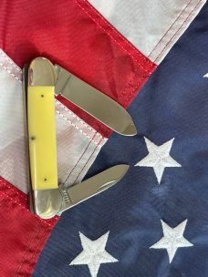 Case XX 1984 2 Blade Canoe (Mdl# 32131) w/ Sequoyah Blade Etching & Derlin Yellow Handles -NOS & NM Case XX 1984 2 Blade Canoe (Mdl# 32131) w/ Sequoyah Blade Etching & Derlin Yellow Handles -NOS & NM