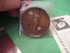 Buck Bi-Centennial Model with Medallion 1776 to 1976  Limited Edition 
