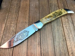 Kabar Grizzly Clasp Knife Acrylic with Bear Scene placed  on the Backside Nice!  KS