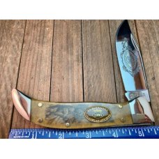 Kabar Grizzly Clasp Knife Acrylic with Bear Scene placed on the Backside Nice! KS Kabar Grizzly Clasp Knife Acrylic with Bear Scene placed on the Backside Nice! KS